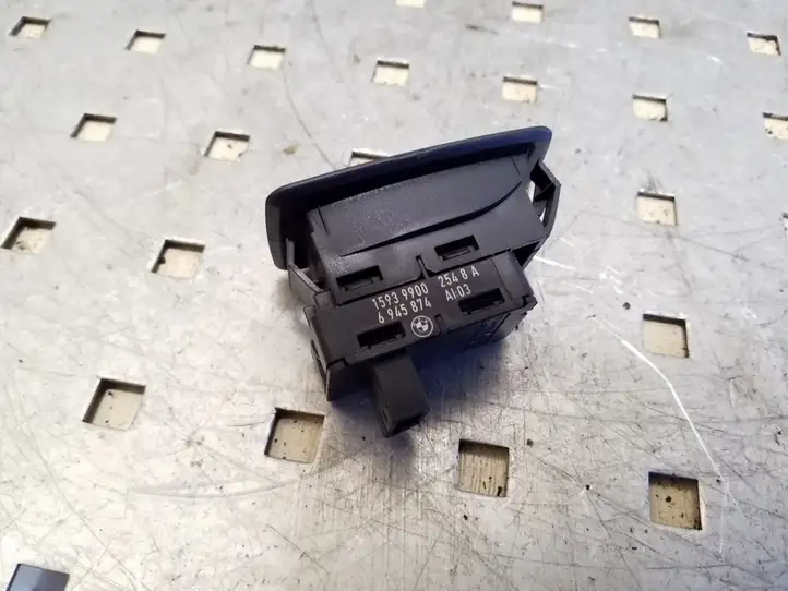 BMW 3 E90 E91 (2005 - 2012) 15939900 Кнопка стеклоподъемников — фото 2