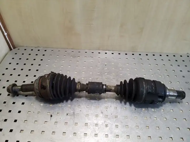 Toyota Avensis T250 (2006 - 2009)   Передняя полуось