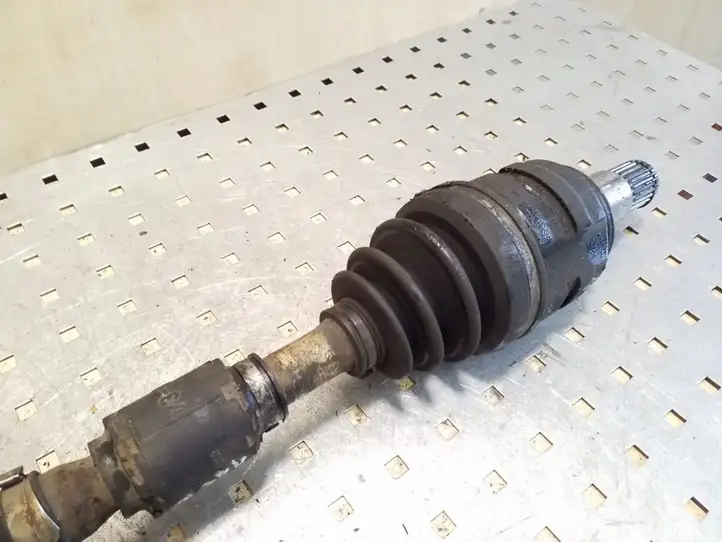 Toyota Avensis T250 (2006 - 2009)   Передняя полуось