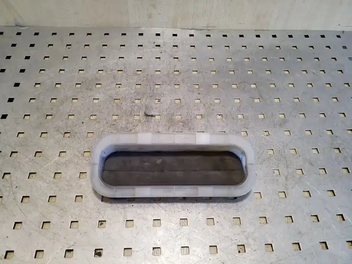 Toyota Avensis T250 (2006 - 2009)  6294005030 Вентиляционная решётка