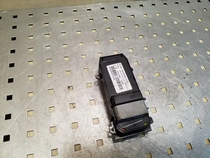 Honda Civic (2006 - 2011) F000198CA Блок кнопок стеклоподъемников — фото 3