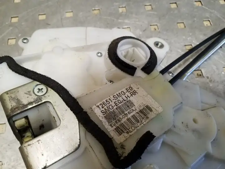 Honda Civic (2006 - 2011) 72651SMG Замок задней двери — фото 3