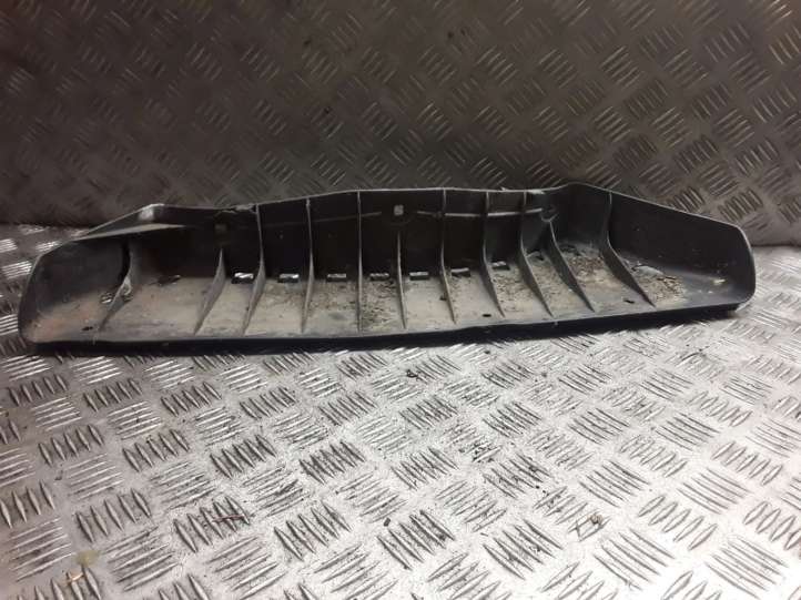 5112705638813 BMW 5 E60 E61 Galinis laikiklis bamperio