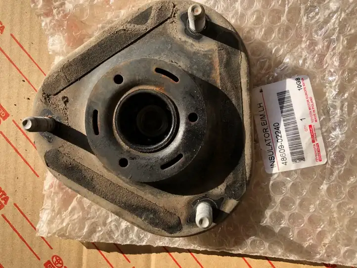 Toyota Auris E180 (2012 - 2018) 4860902240 Опорный подшипник амортизатора — фото 2