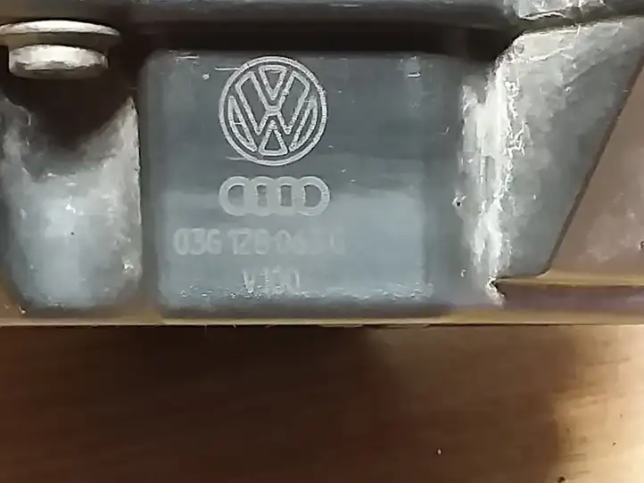 Volkswagen PASSAT B6 (2005 - 2010) 03G128063G Дроссельная заслонка — фото 2