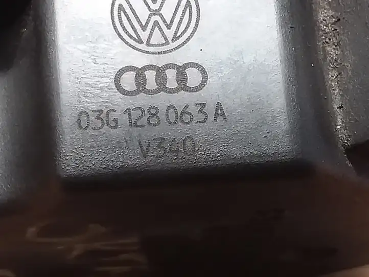 Volkswagen PASSAT B6 (2005 - 2010) 03G128063A Дроссельная заслонка — фото 3