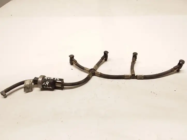 Toyota Auris 150 (2006 - 2012) 0928402132 Шланг обратки топлива — фото 1