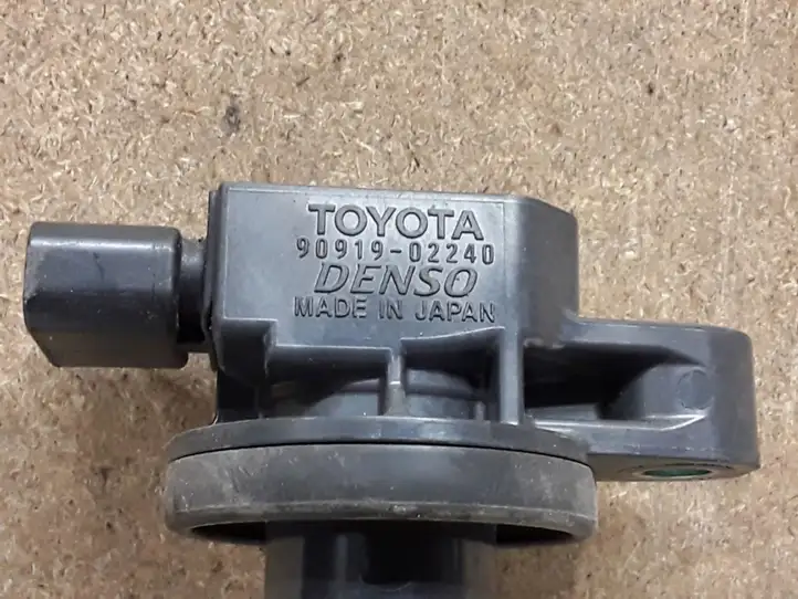 Toyota Prius (XW20) (2003 - 2009) 9091902240 Катушка зажигания — фото 3