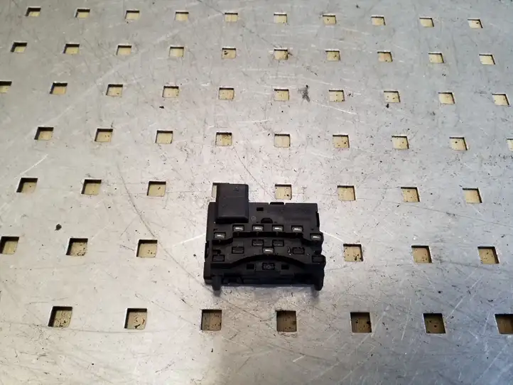 Audi A3/S3 8P (2003 - 2005)  1K0959654 Датчик положения (угла) руля