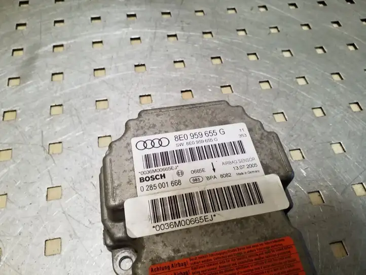 Audi A4 S4 B7 8E 8H (2004 - 2009) 8E0959655G Блок управления SRS — фото 2