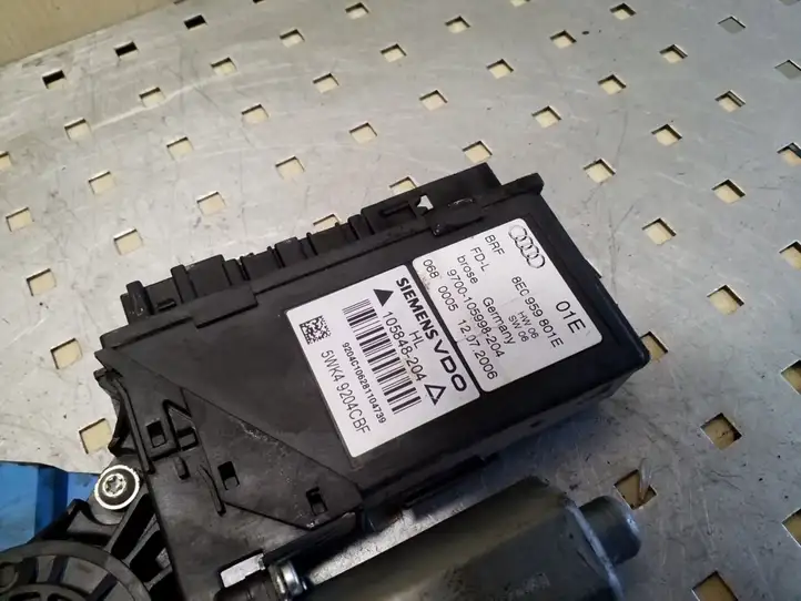 Audi A4 S4 B7 8E 8H (2004 - 2009) 8E0959801E Стеклоподъемник передней двери (комплект) — фото 2