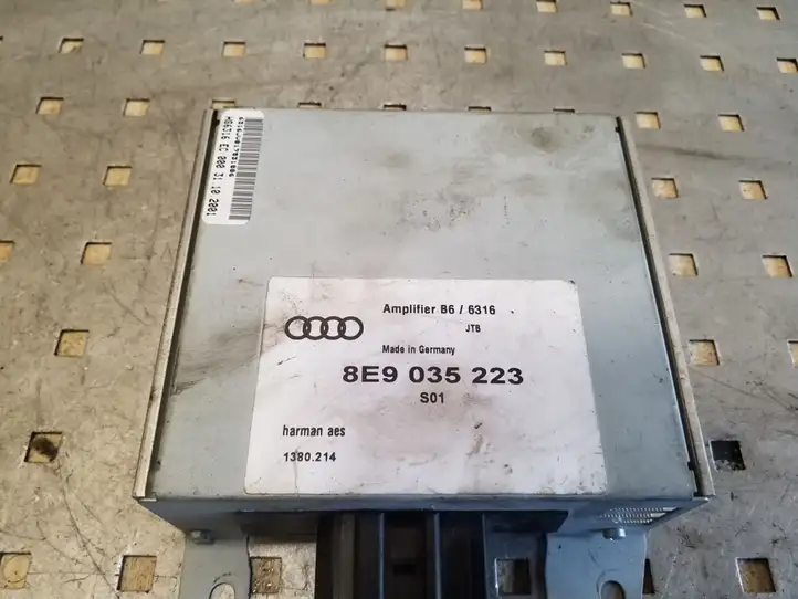 Audi A4 S4 B6 8E 8H (2000 - 2006) 8E9035223 Усилитель звука — фото 2