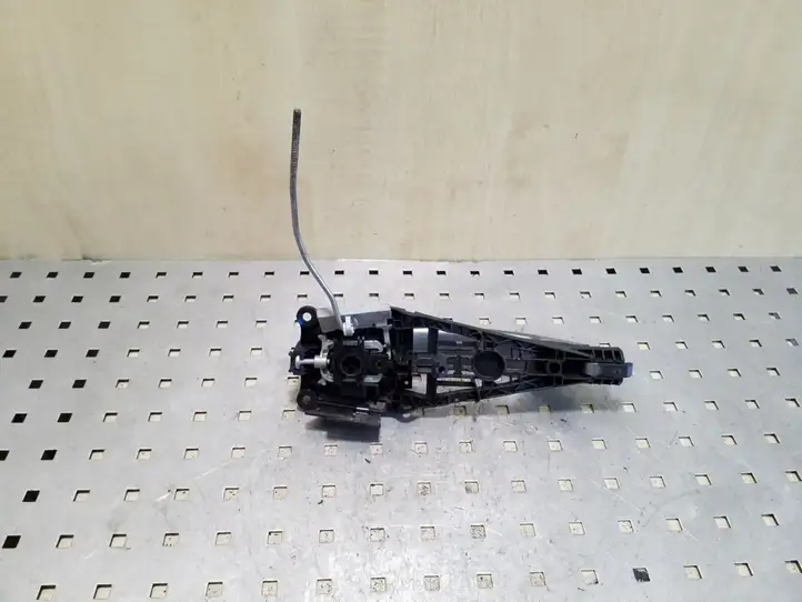 Opel Astra J (2009 - 2012) 14096201LH Наружная ручка задней двери — фото 2