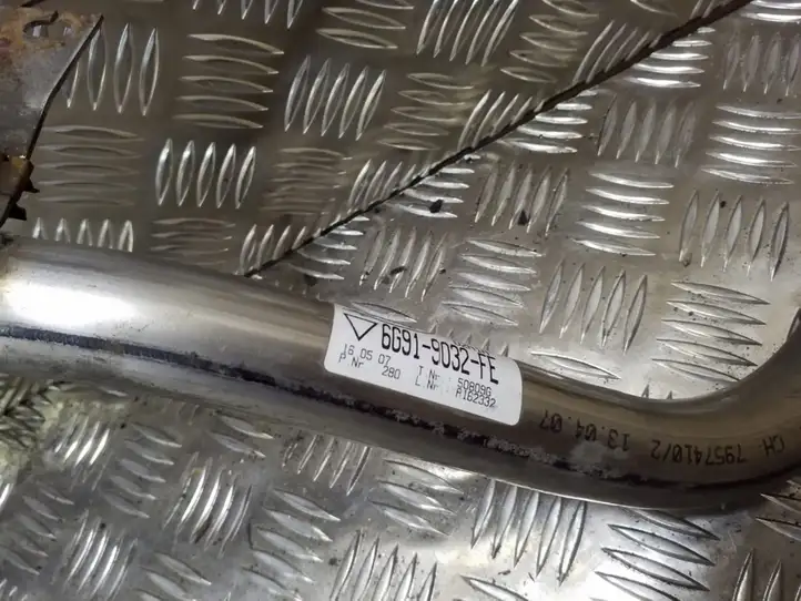 Ford Galaxy (2006 - 2010) 6G919032FE Топливная наливная труба — фото 3