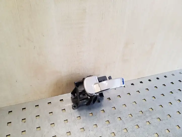 Nissan Navara D40 (2004 - 2015)   Внутренняя ручка