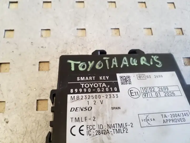 Toyota Auris 150 (2006 - 2012) 8999002010 Прочие блоки управления — фото 3