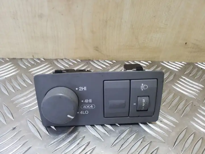 Kia Sorento (2006 - 2009) 612W19740 Включатель блокировки дифференциалов — фото 1