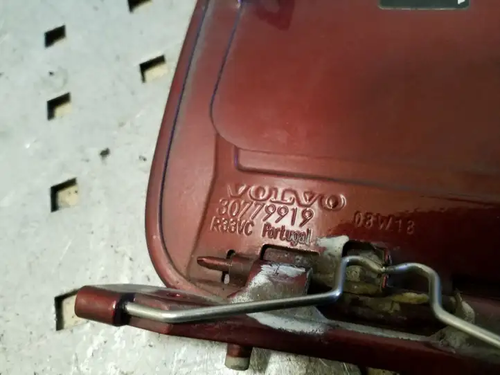 Volvo V50 (2004 - 2008) 30779919 Крышка топливного бака — фото 2