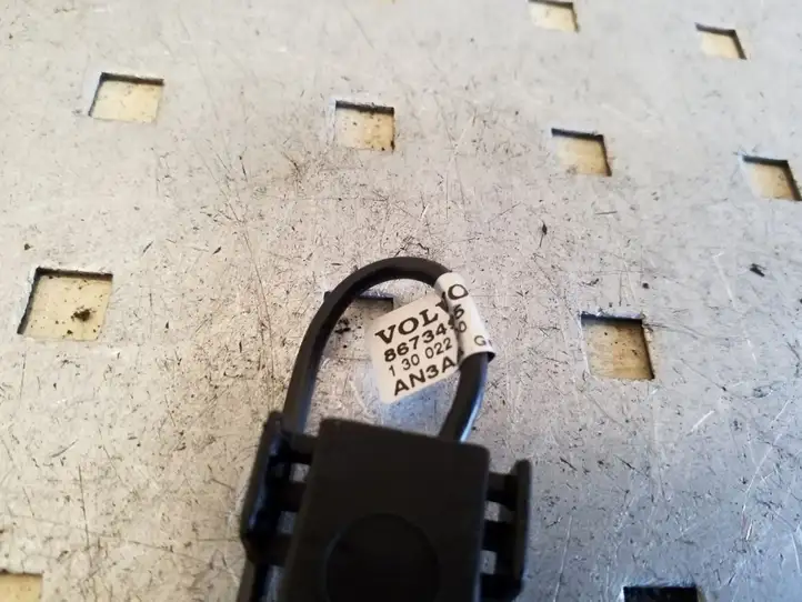 Volvo V50 (2004 - 2008)  8673495 Усилитель антенны