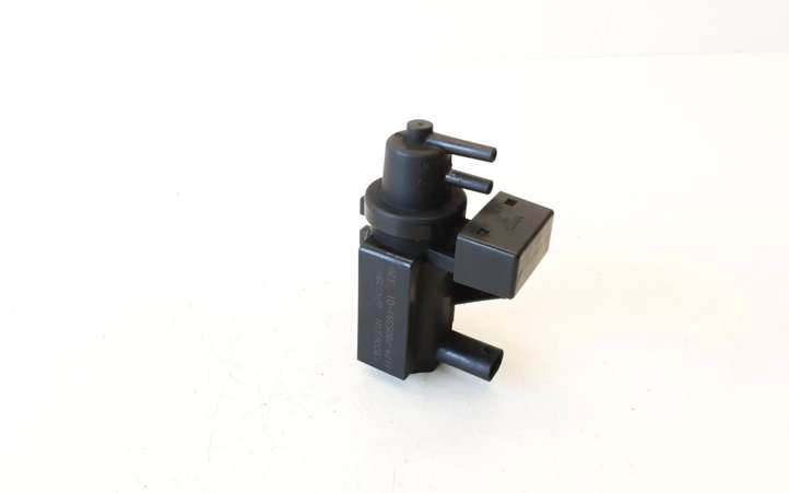 70206301 BMW 5 E60 E61 Solenoidinis vožtuvas