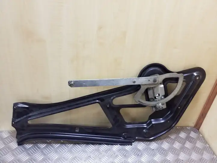 Mercedes-Benz Sprinter W901 W902 W903 W904 (1995 - 2007) Механический стеклоподъемник передней двери — фото 2