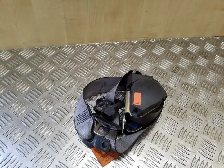 BMW 5 E39 (1996 - 2003)  8198569 Передний ремень безопасности