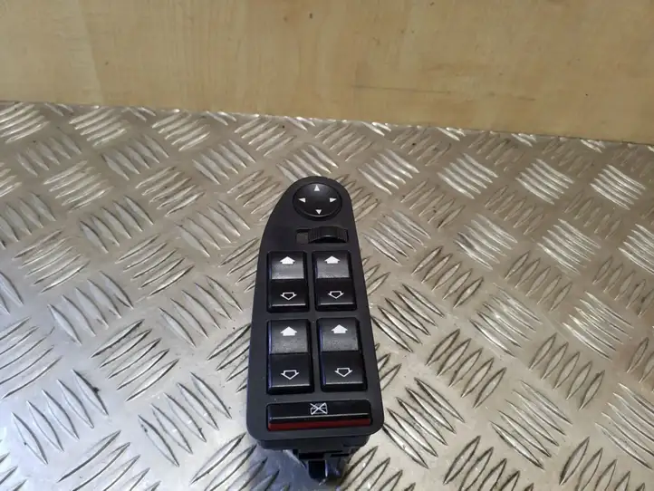 BMW 5 E39 (1996 - 2003) 6904306 Кнопка стеклоподъемников — фото 1