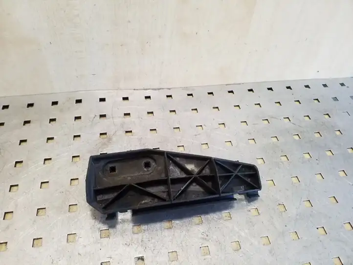 Toyota Corolla Verso AR10 (2004 - 2009) 525630F010 Кронштейн заднего бампера — фото 2
