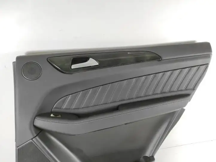 Mercedes-Benz GLS X166 (2015 - 2019) A1667307801 Обшивка задней двери — фото 2