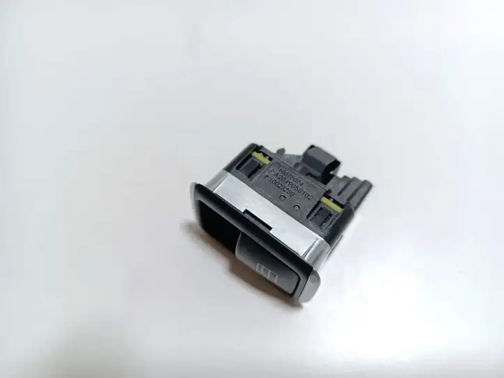 Mercedes-Benz GLS X166 (2015 - 2019) A2049058102 Блок кнопок стеклоподъемников — фото 2