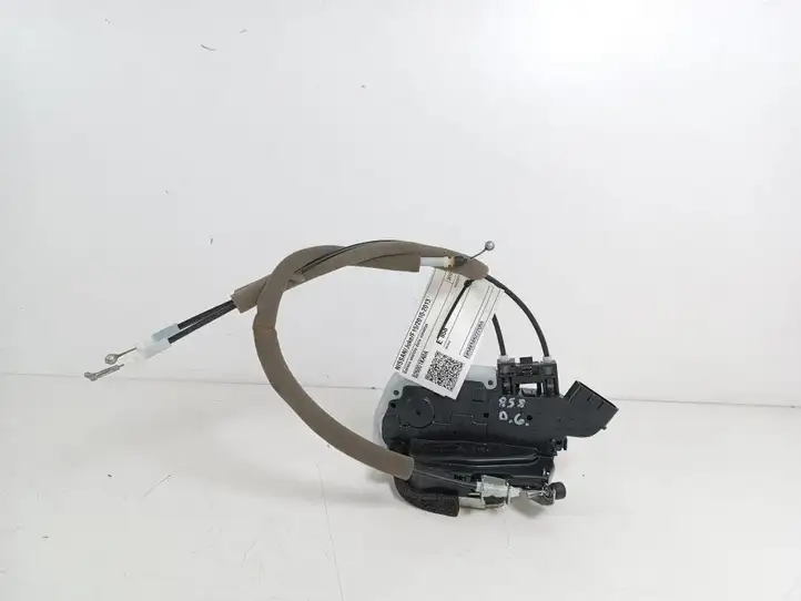 Nissan Juke I F15 (2010 - 2018) 825001KA0A Замок задней двери — фото 1