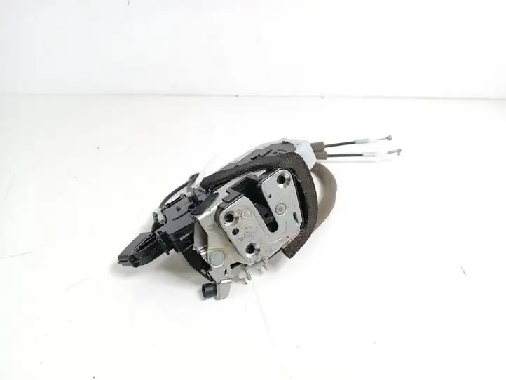 Nissan Juke I F15 (2010 - 2018) 825001KA0A Замок задней двери — фото 4