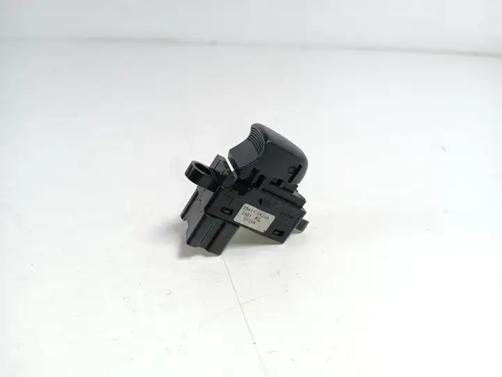 Nissan Juke I F15 (2010 - 2018) 254111KL0A Блок кнопок стеклоподъемников — фото 2
