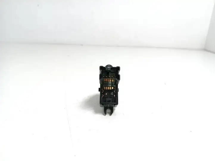 Nissan Juke I F15 (2010 - 2018) 254111KL0A Блок кнопок стеклоподъемников — фото 3