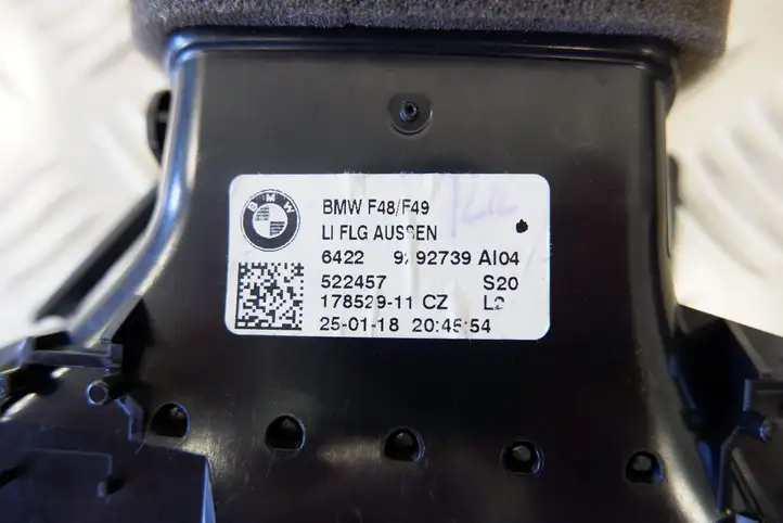 BMW X1 F48 F49 (2015 - 2022) 9292739 Боковой воздушный дефлектор — фото 4