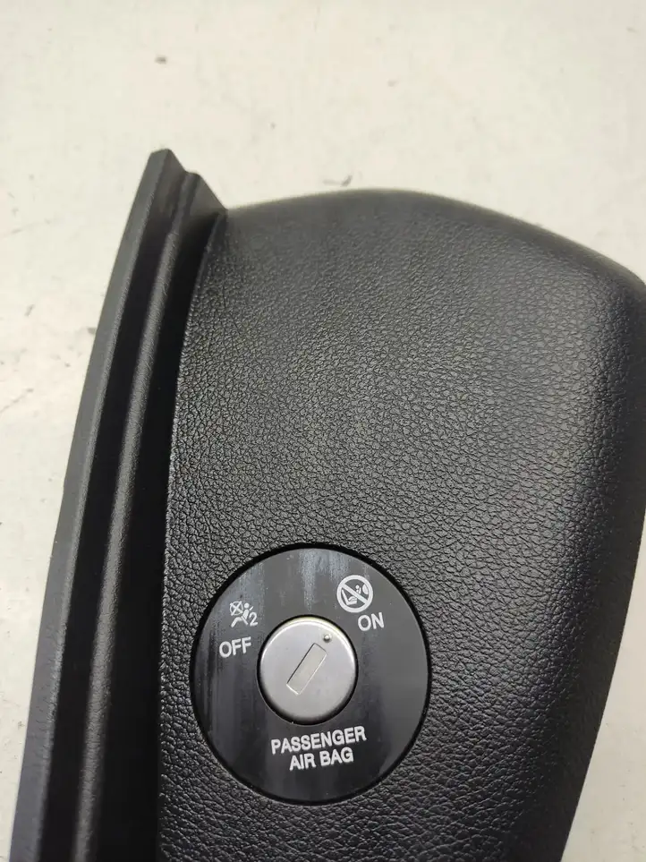 Kia Optima (2015 - 2018) 84765D4920 Боковая отделка панели приборов — фото 2