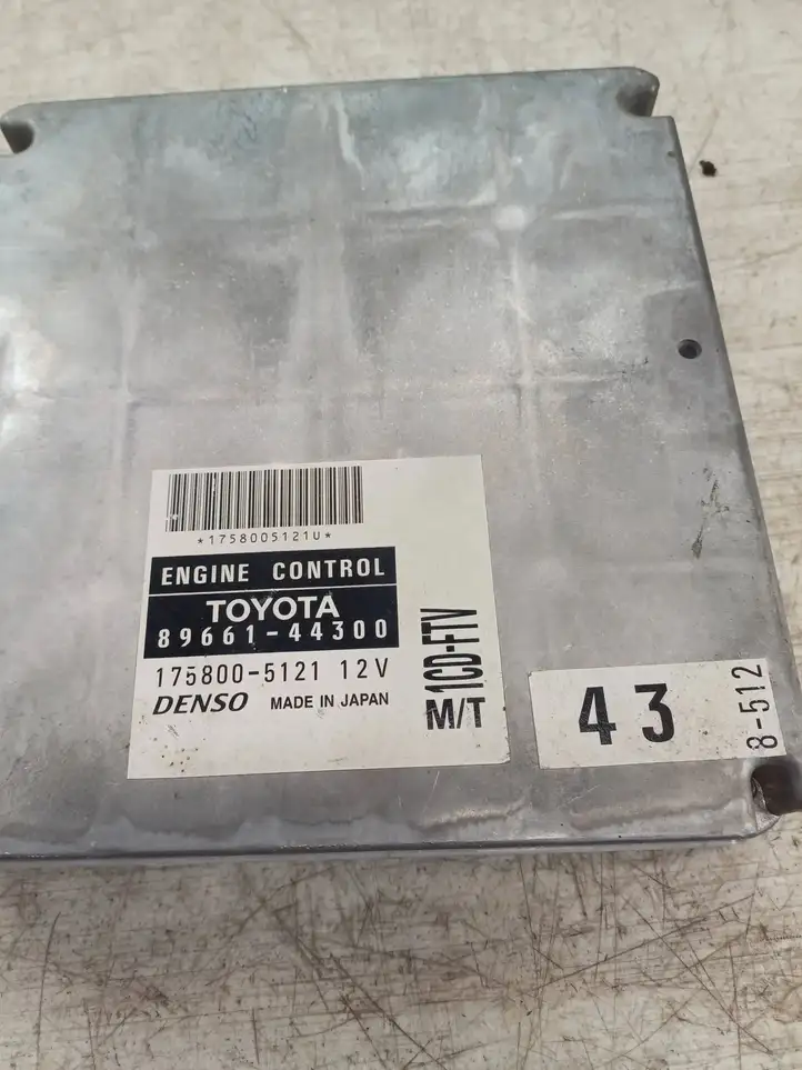 Toyota Avensis Verso (1995 - 2001) 8966144300 Блок управления двигателем (ЭБУ) — фото 5