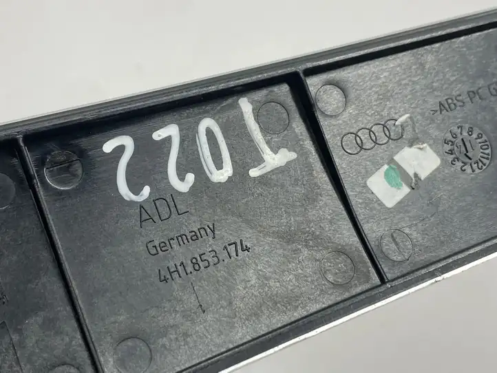 Audi A8 S8 D4 4H (2013 - 2017) 4H1853174 Декоративная планка — фото 2