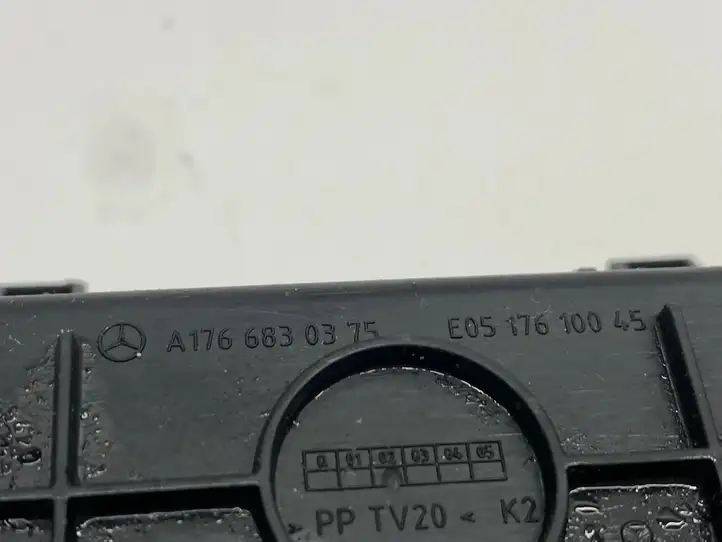 Mercedes-Benz GLA W156 (2013 - 2017) A1766830375 Передняя пепельница — фото 8