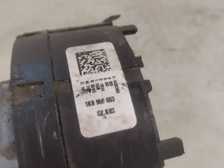 Skoda Octavia Mk2 (1Z) (2004 - 2013) 1K0959653 Контактное кольцо SRS — фото 3