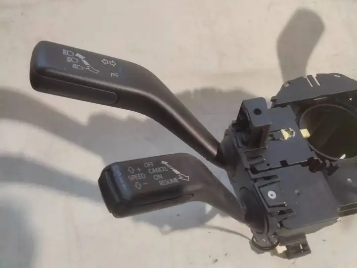 Volkswagen PASSAT B6 (2005 - 2010)  3C5953513R Ручка стеклоочистителей