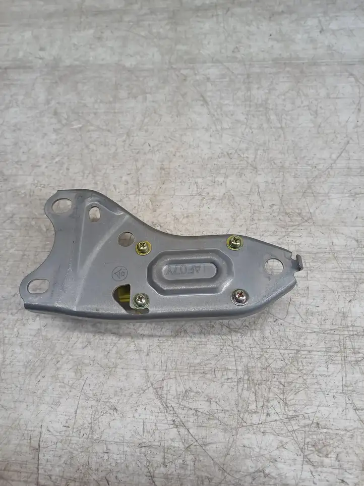 Toyota Avensis Verso (1995 - 2001) 8983044010 Датчик удара SRS — фото 2