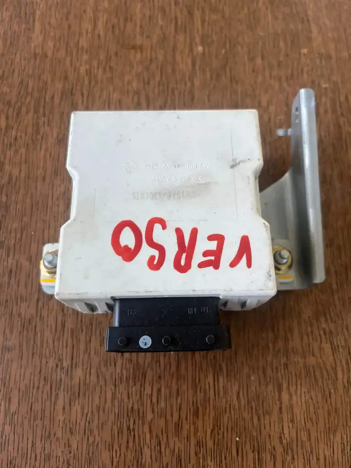 Toyota Corolla Verso AR10 (2004 - 2009) 1303066N Датчик удара SRS — фото 1