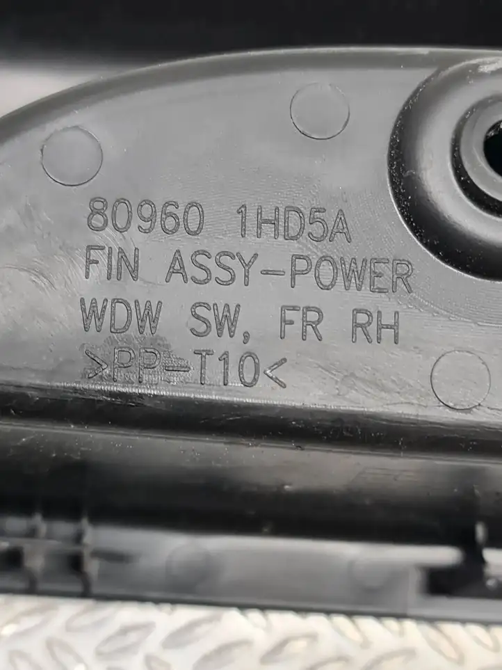 Nissan Micra (2010 - 2013) 809601HD5A Блок кнопок стеклоподъемников — фото 5
