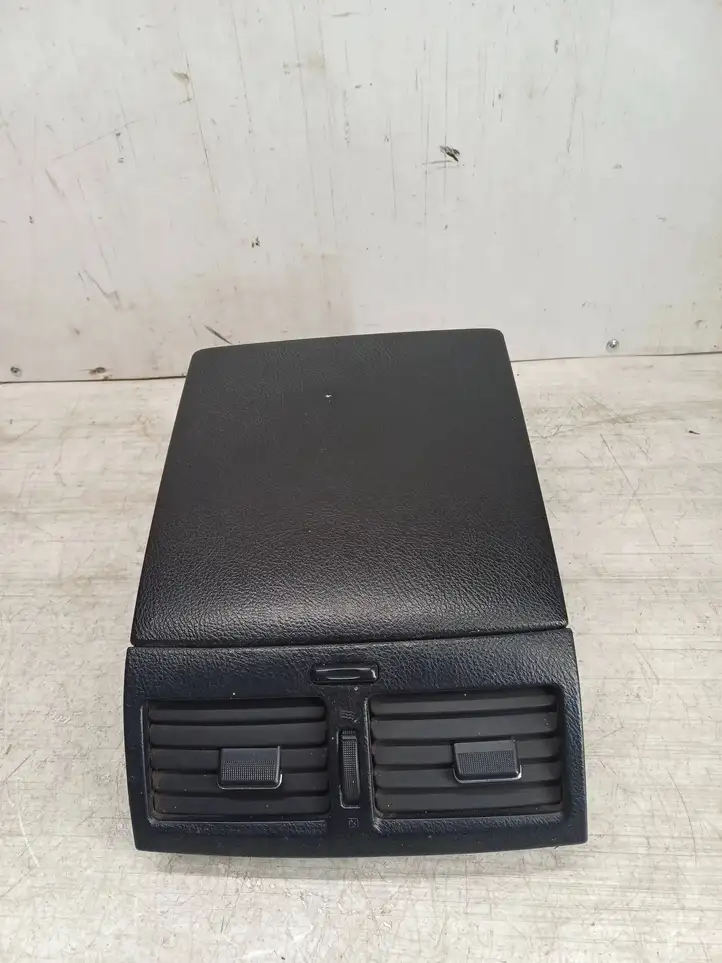Toyota Avensis Verso (1995 - 2001) 55412370A1 Вещевой ящик — фото 7