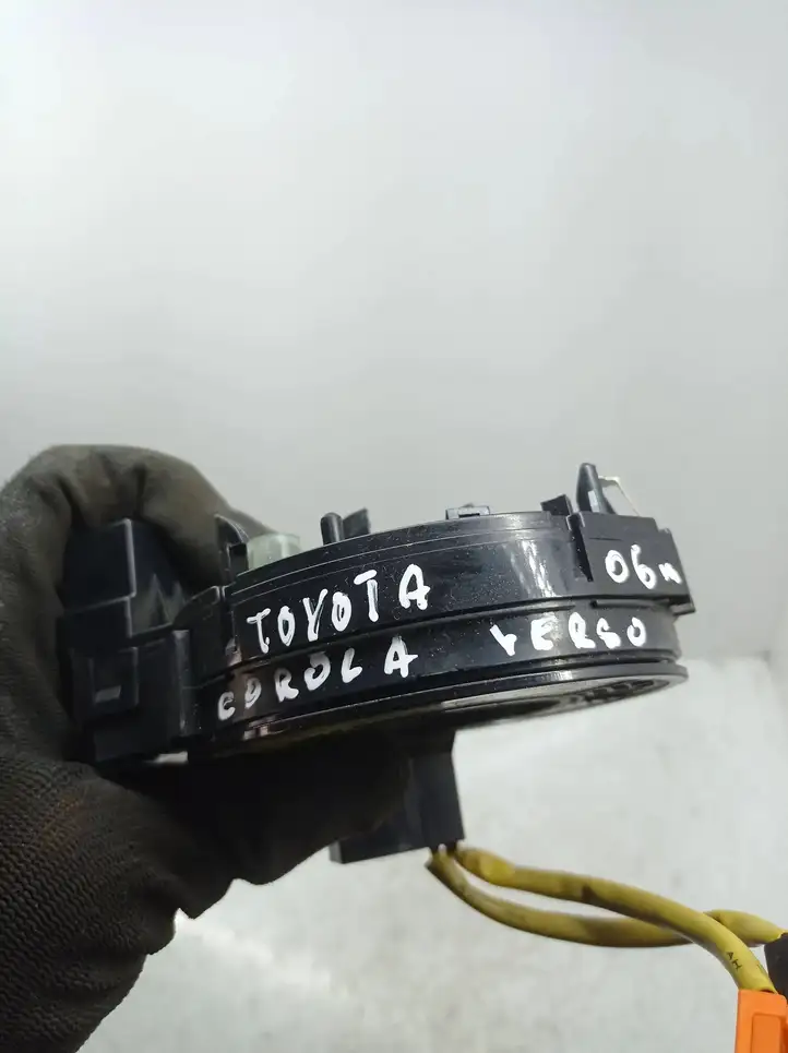 Toyota Corolla Verso AR10 (2004 - 2009)  7vj0058 Полоса надувных подушек (кольцо srs)