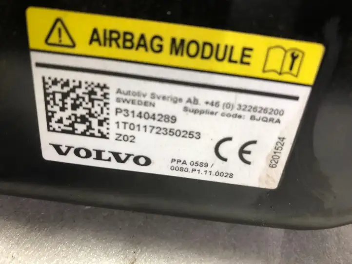 Volvo V40 Cross country (2016 - 2019) 32404289 Подушка безопасности пешехода — фото 3