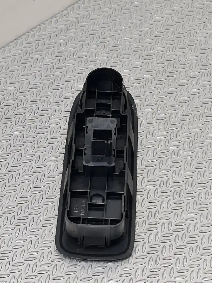 Peugeot 308 (2007 - 2013) 96565184XT Кнопка стеклоподъемников — фото 4