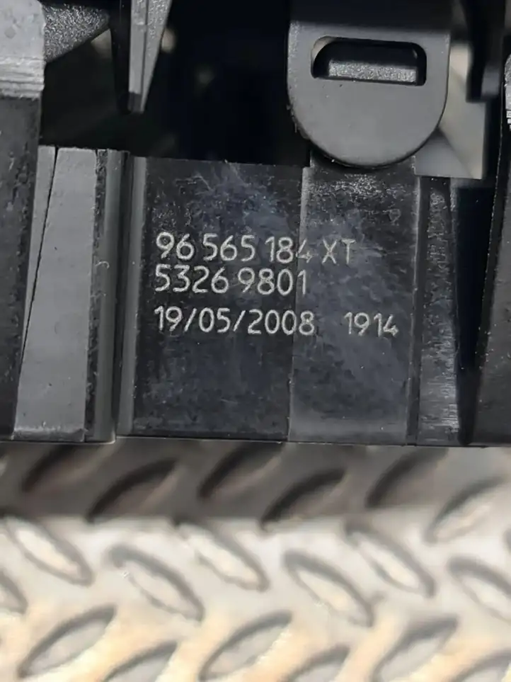 Peugeot 308 (2007 - 2013) 96565184XT Кнопка стеклоподъемников — фото 5