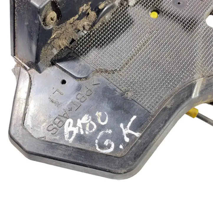 Toyota Corolla Verso E121 (2001 - 2004) 2127 Замок задней двери — фото 7